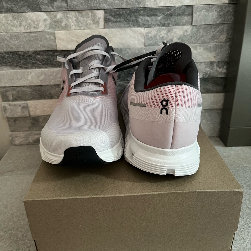 New!! On cloud 6 push men’s sneakers - Picture 2 of 5
